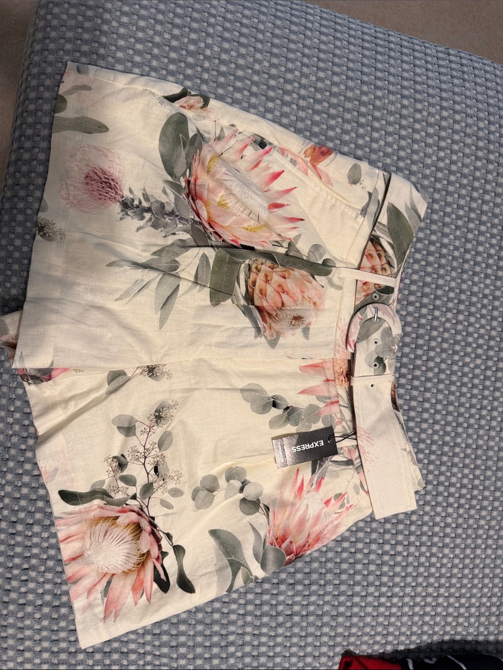 Express Floral Cream High-Rise Shorts with Pink & Green Bloom